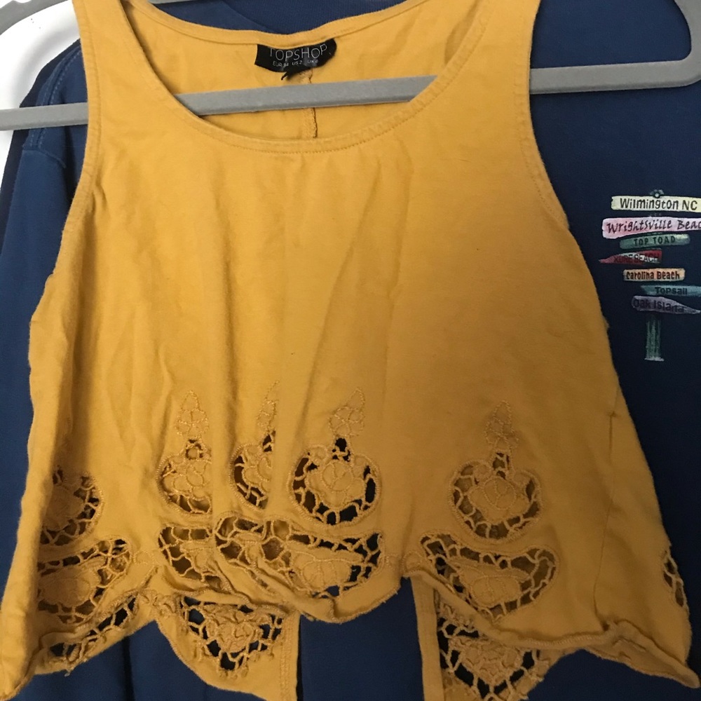 Crop top tank top
